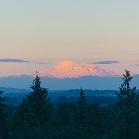 Baycrestone Lägenhet Coquitlam Exteriör bild