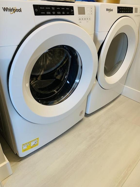 Baycrestone Lägenhet Coquitlam Exteriör bild